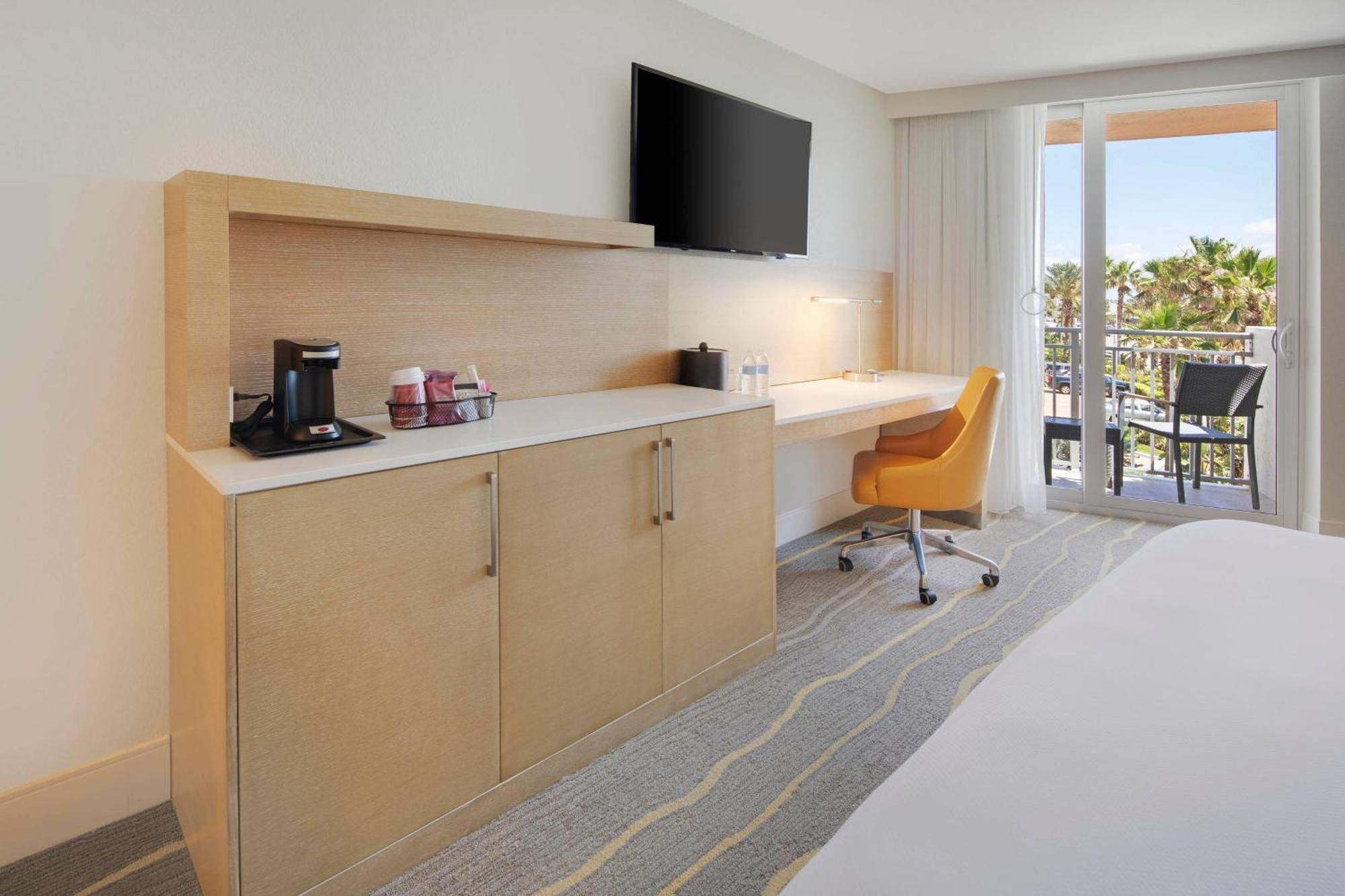 Delta Hotels By Marriott Daytona Beach Oceanfront Zewnętrze zdjęcie
